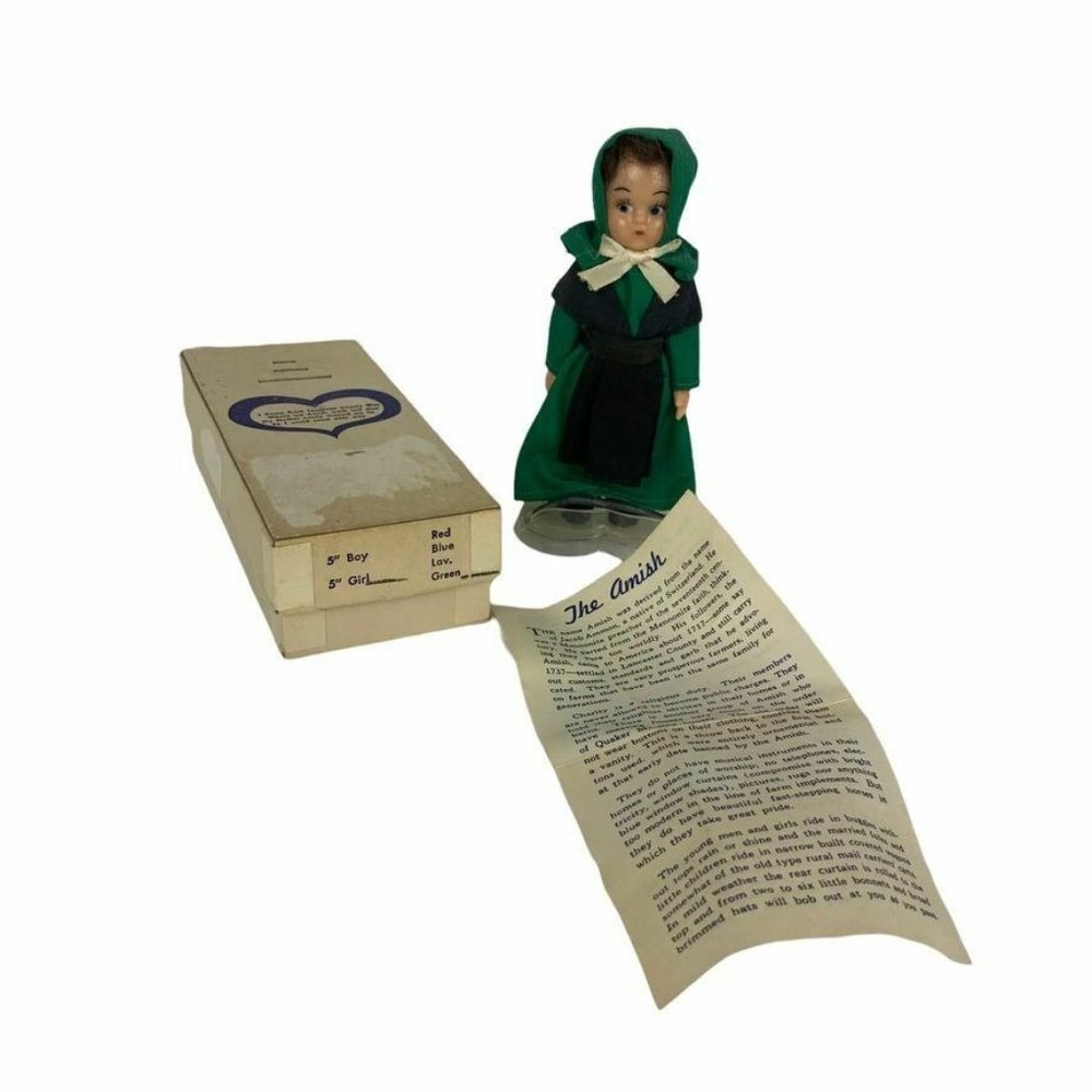 Vintage Lancaster Amish Doll & Stand‎ Souvenir Standard Doll Co Plastic Green